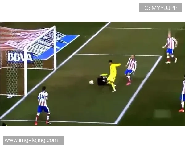 足球多绝杀瞬间回顾球场上的戏剧性与激情碰撞 足球多绝杀瞬间回顾球场上的戏剧性与激情碰撞